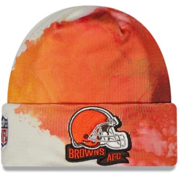 New Era Cleveland Browns Cold weather ink dye knit beanie.  Brand new with tag - Picture 2 of 4